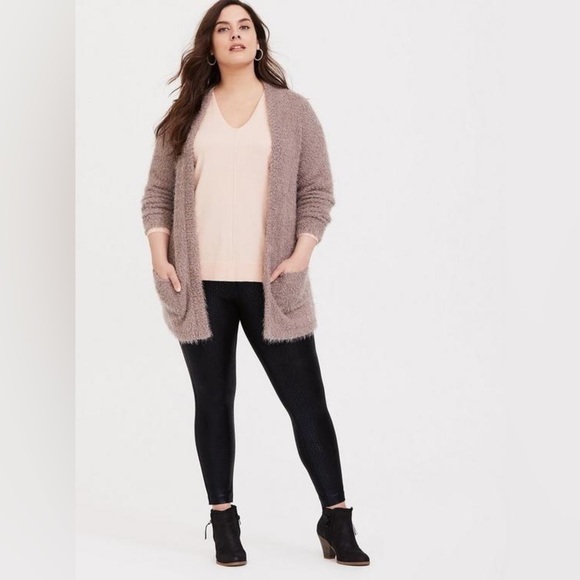 Torrid Pixie Skinny Studio Luxe Ponte High-Rise Pant Size 1x - Picture 13 of 13